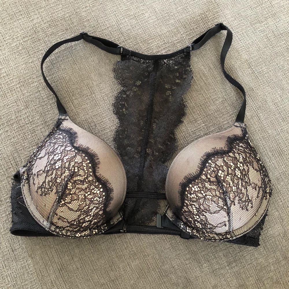 Victoria secret bombshell